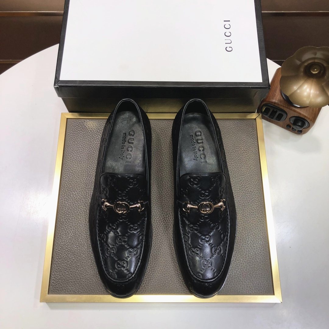GUCCI Black Embossed Horsebit Loafers — front