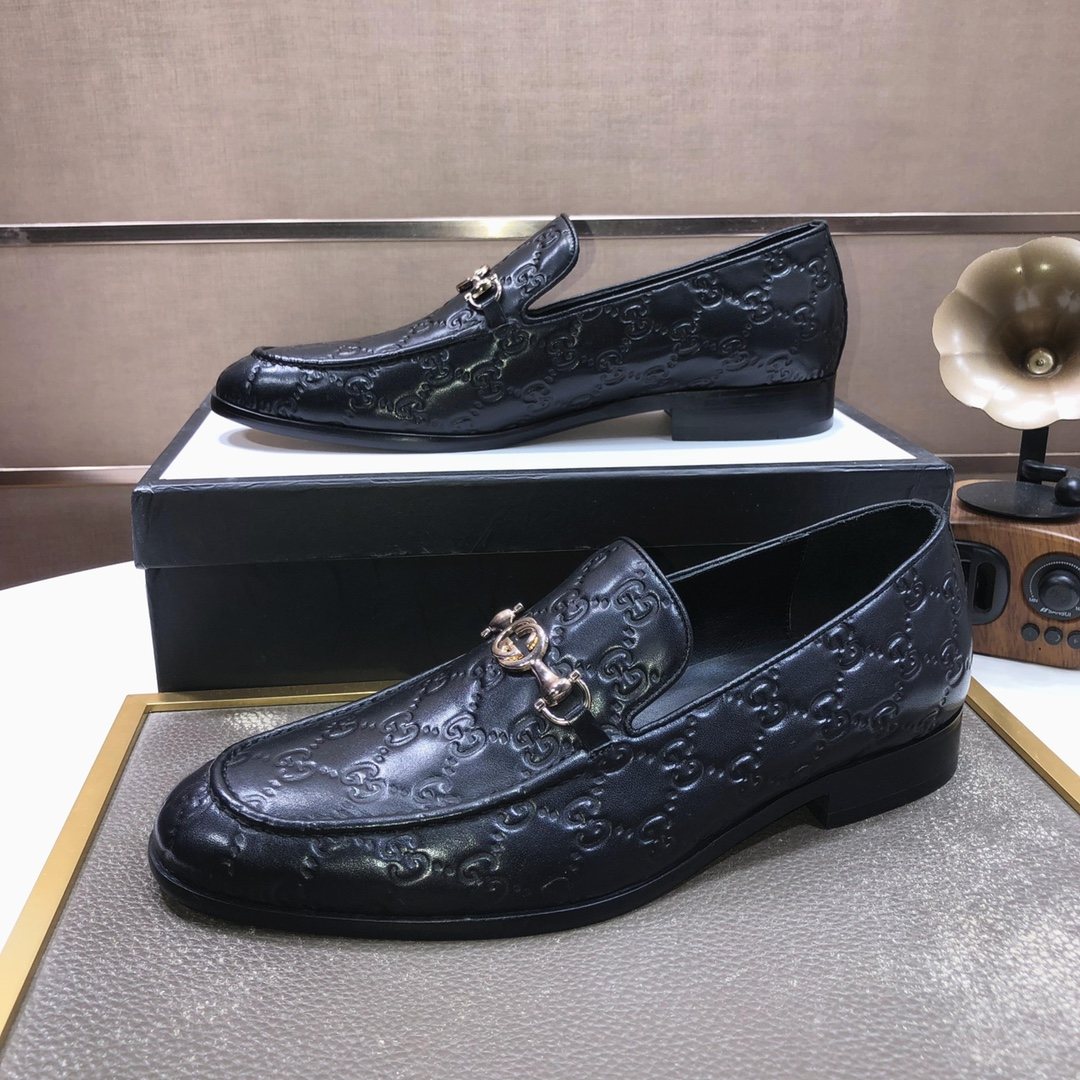 GUCCI Black Embossed Horsebit Loafers — front