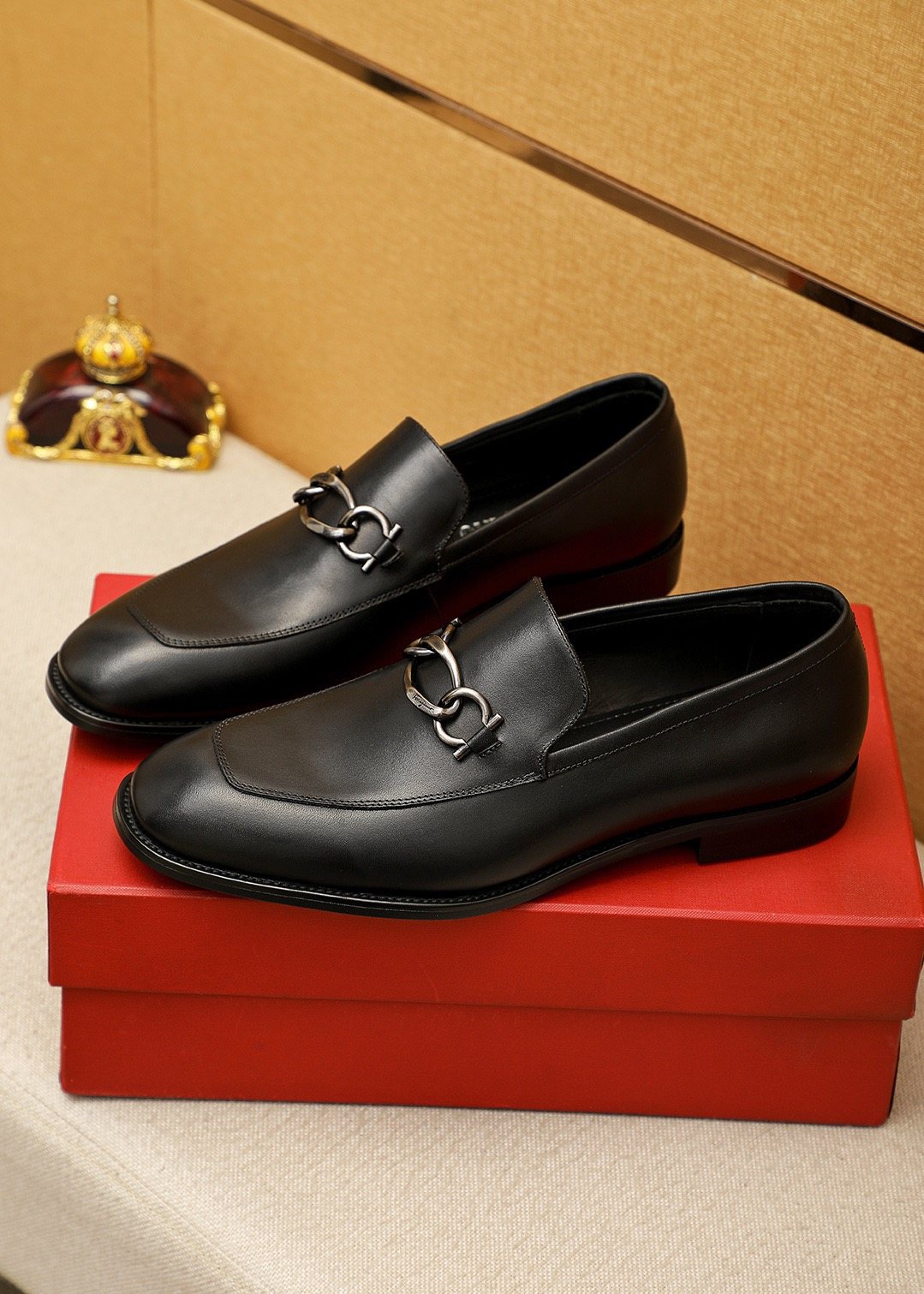 Ferragamo Black Leather Bit Loafers — front