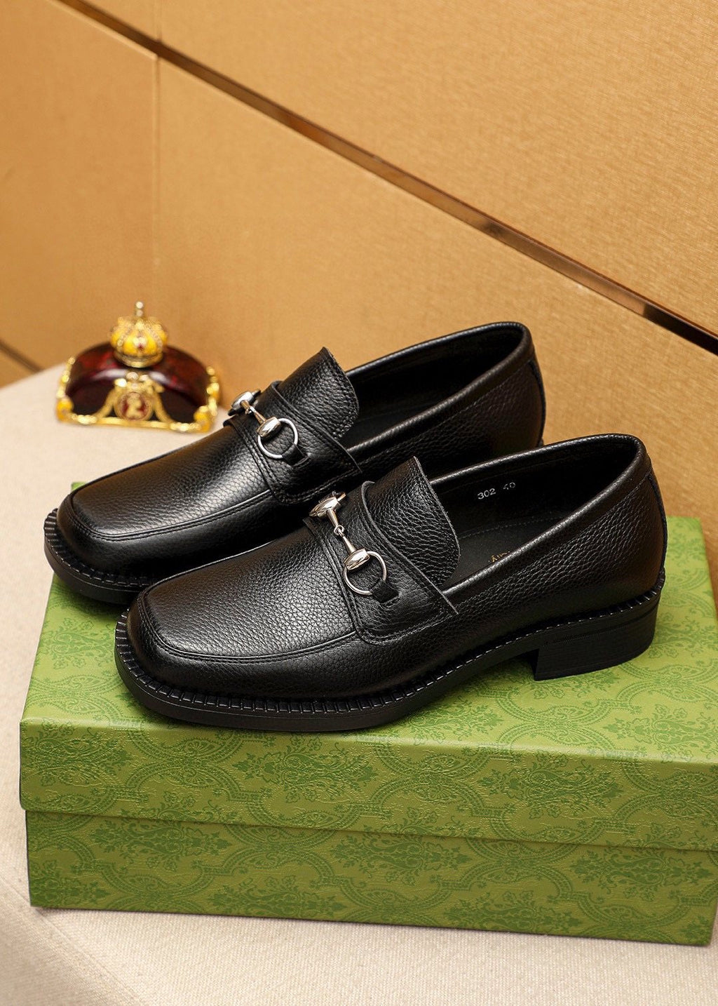 Gucci Black Textured Leather Loafers — front