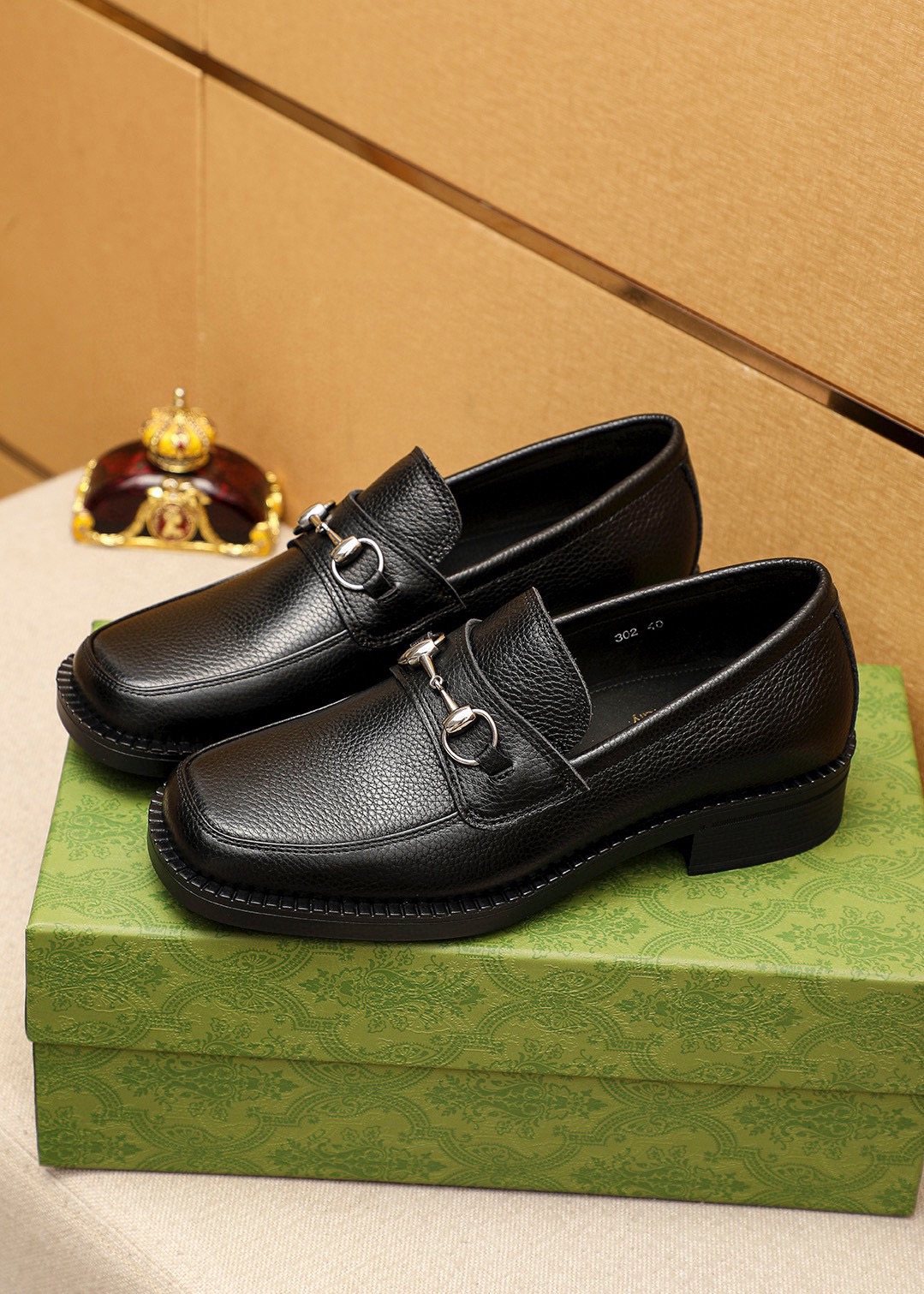 Gucci Black Textured Leather Loafers — front