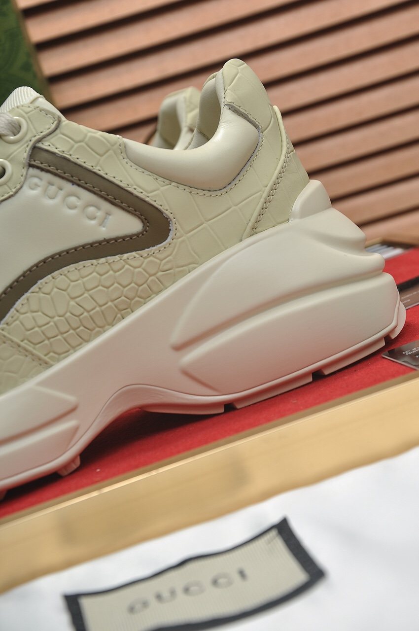 Gucci Cream Taupe Chunky Sneakers — detail