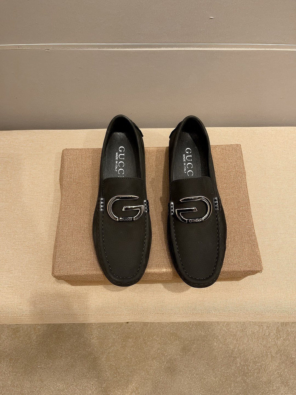 Gucci Black Metal-Detail Loafers — hero