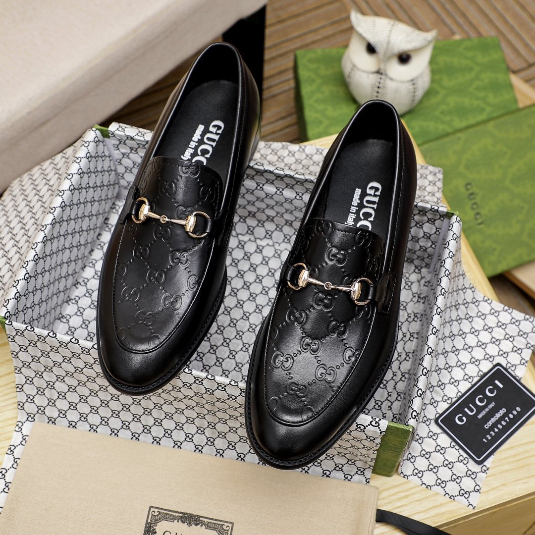 Gucci Black Horsebit Loafers — front