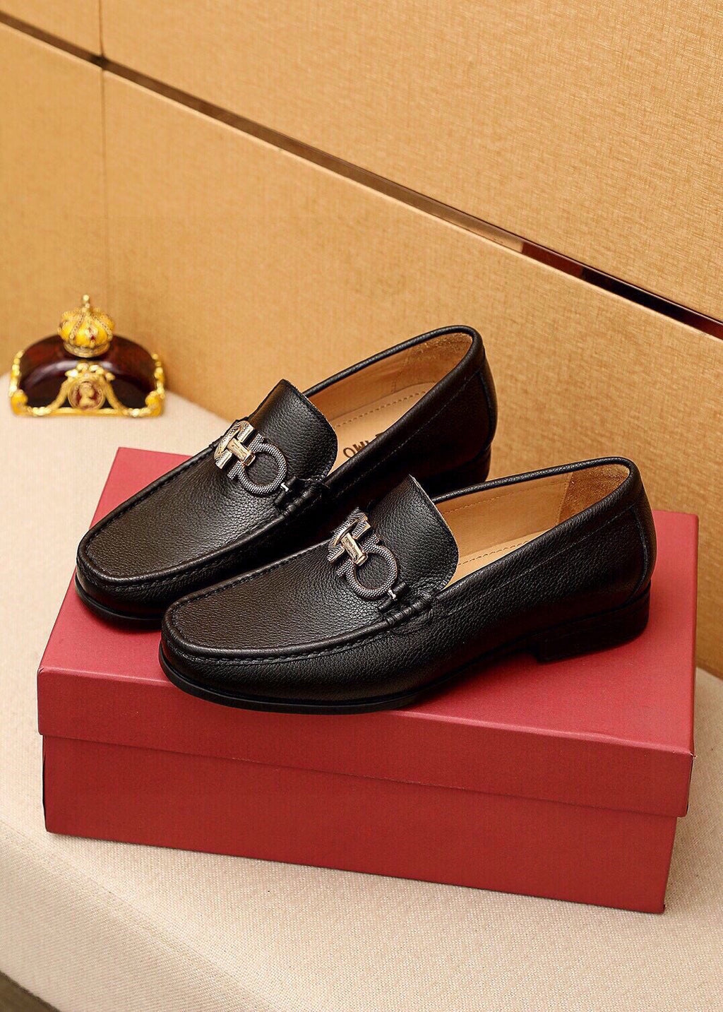 Ferragamo Black Textured Buckle Loafers — front
