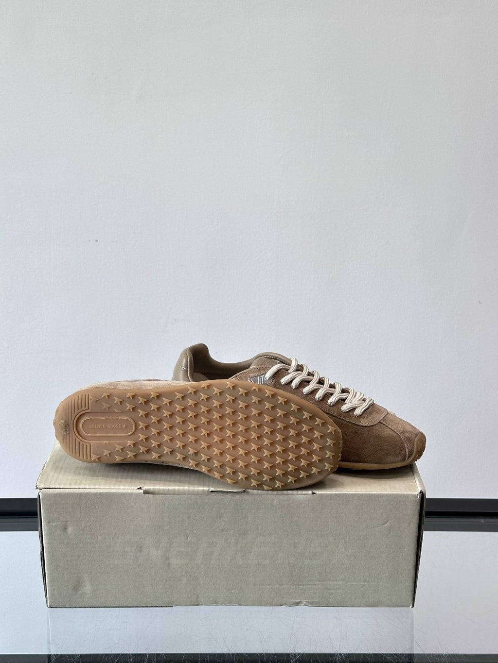 Golden Goose Brown Star Sneakers — detail