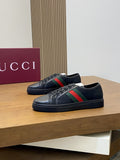 Gucci Black Green-Red Stripe Sneakers — hero