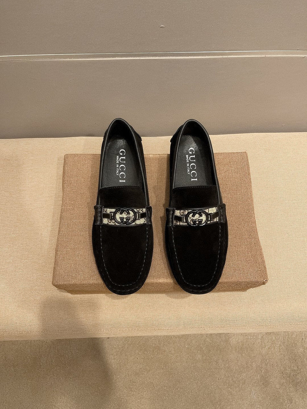 Gucci Black Horsebit Loafers — hero