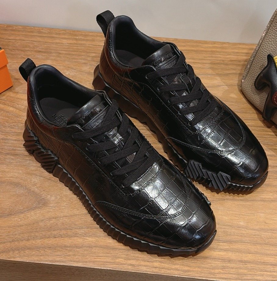 Hermès Black Textured Low-Top Sneakers — front
