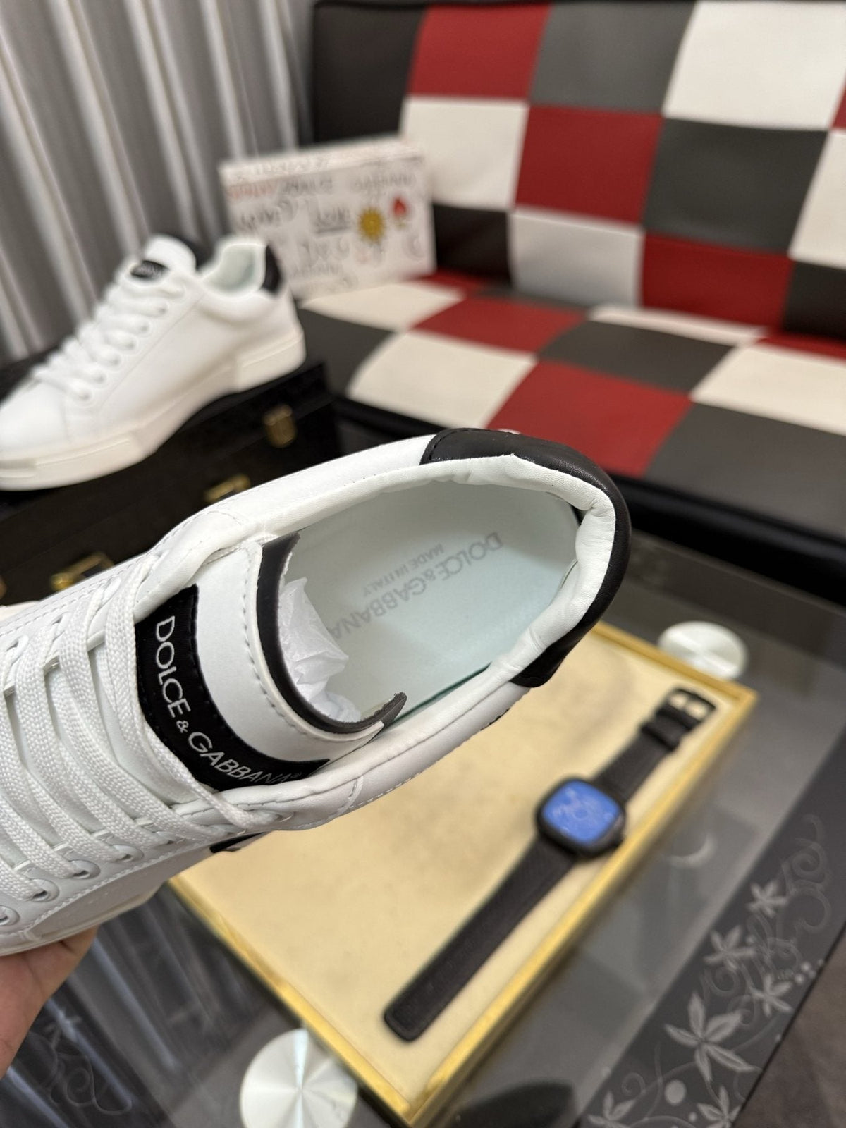Dolce & Gabbana White Logo Low-Top Sneakers — detail