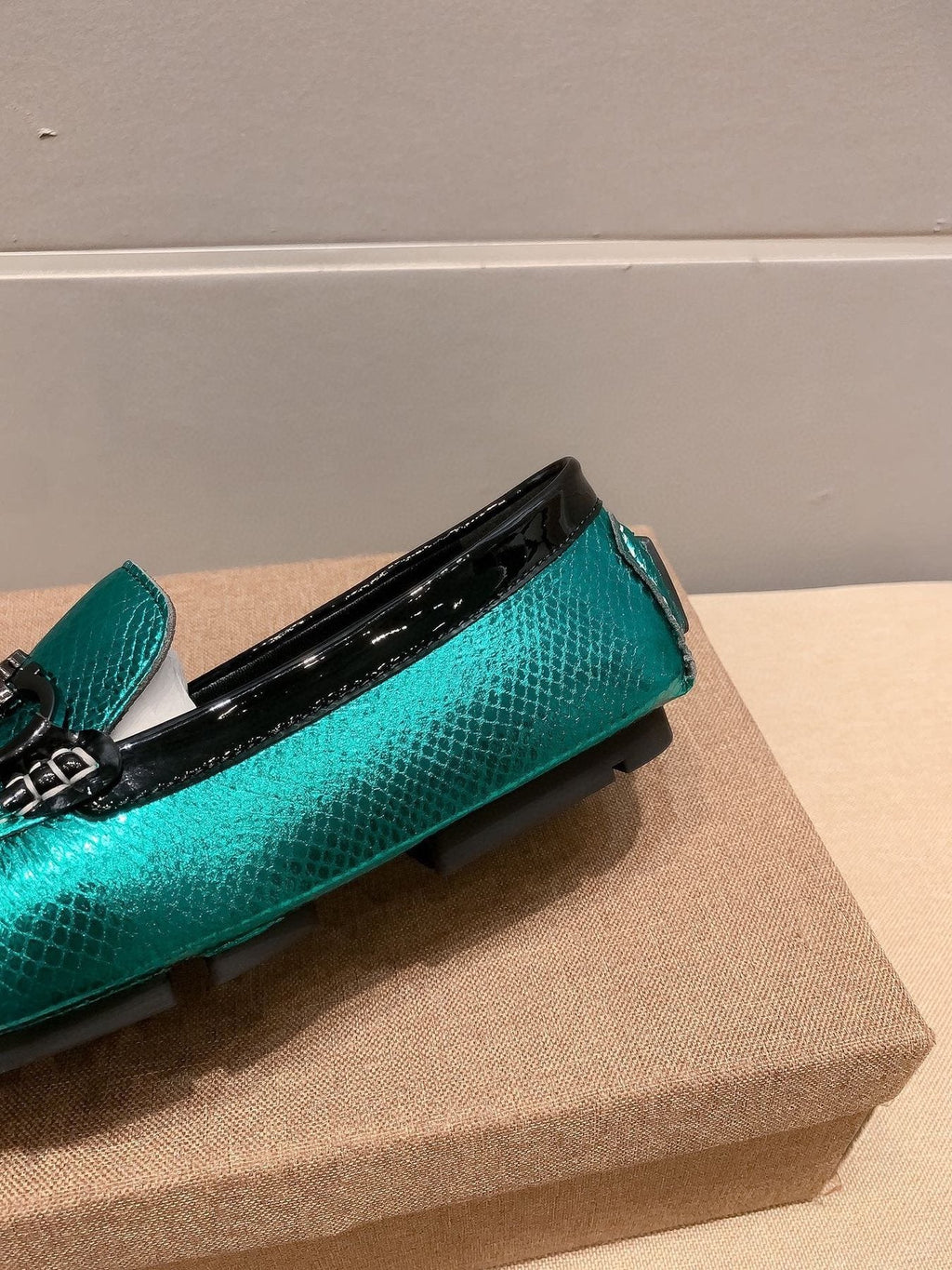 Gucci Metallic Teal Horsebit Loafers — detail