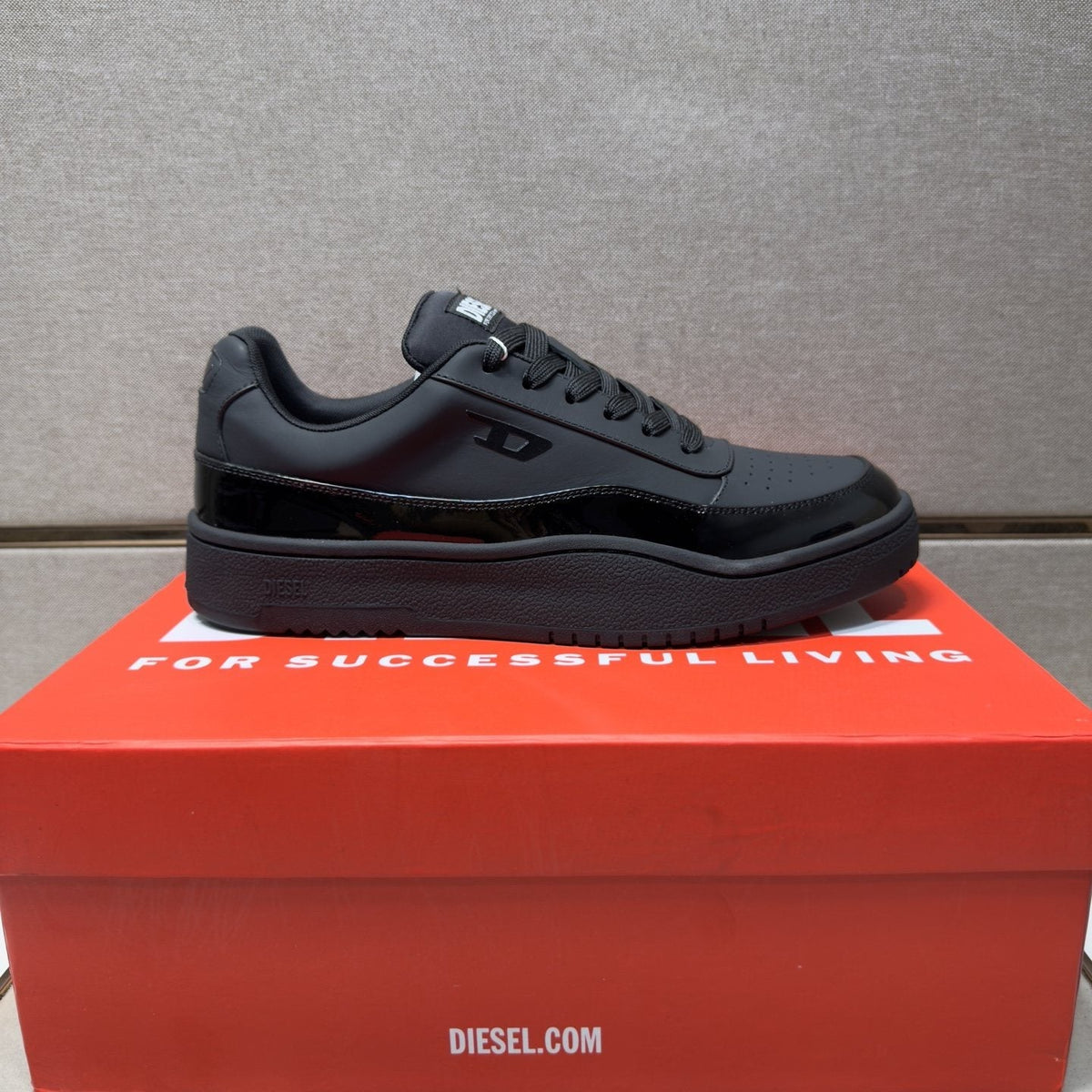 Diesel Black Low-Top Sneakers — front