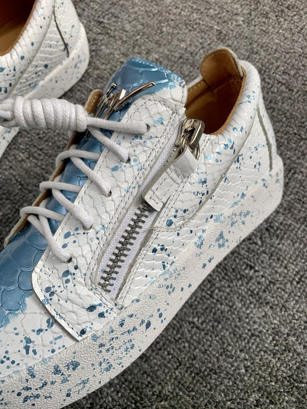Giuseppe Zanotti Blue Speckle Low-Top Sneakers — detail