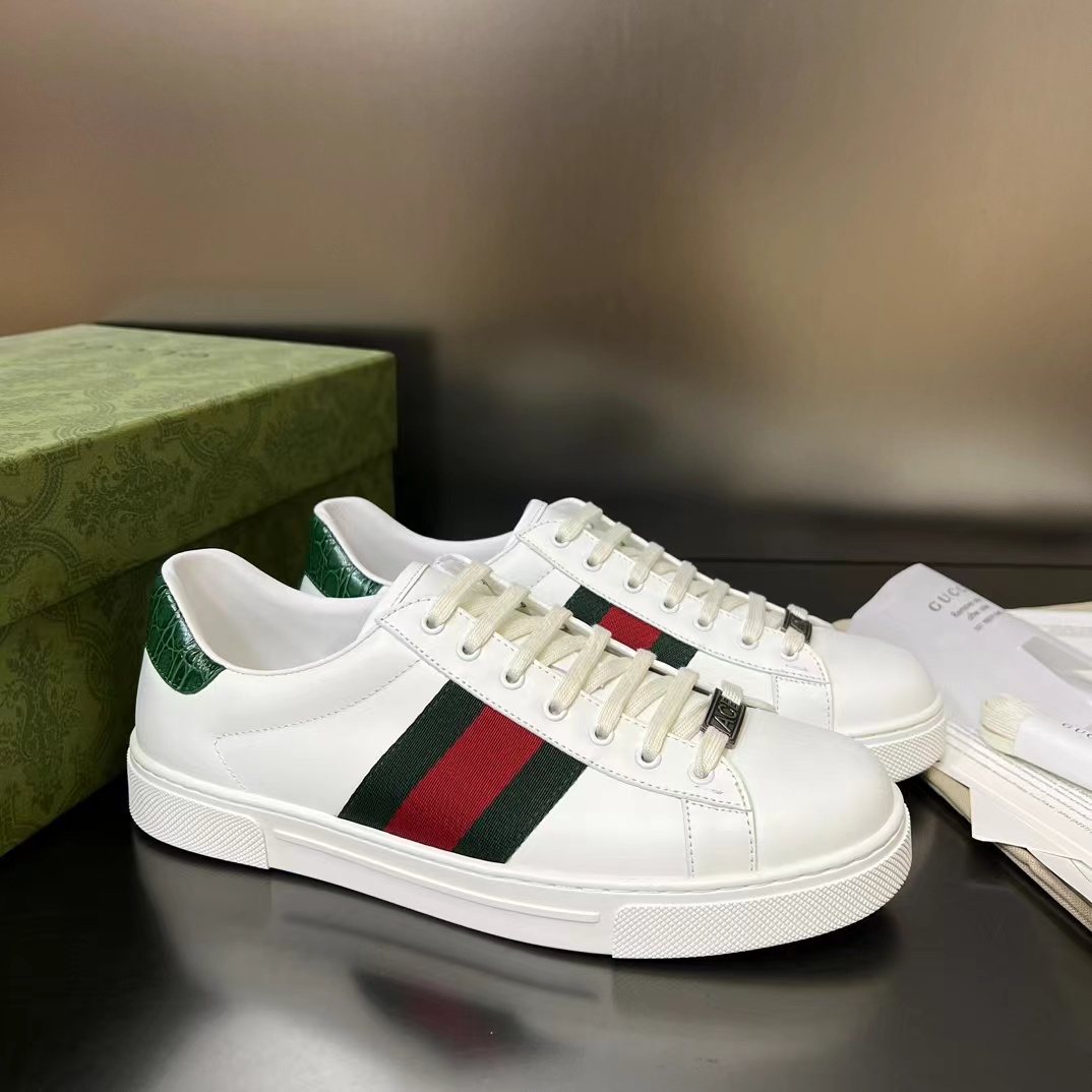 GUCCI White Green-Red Stripe Low-Top Sneakers — hero
