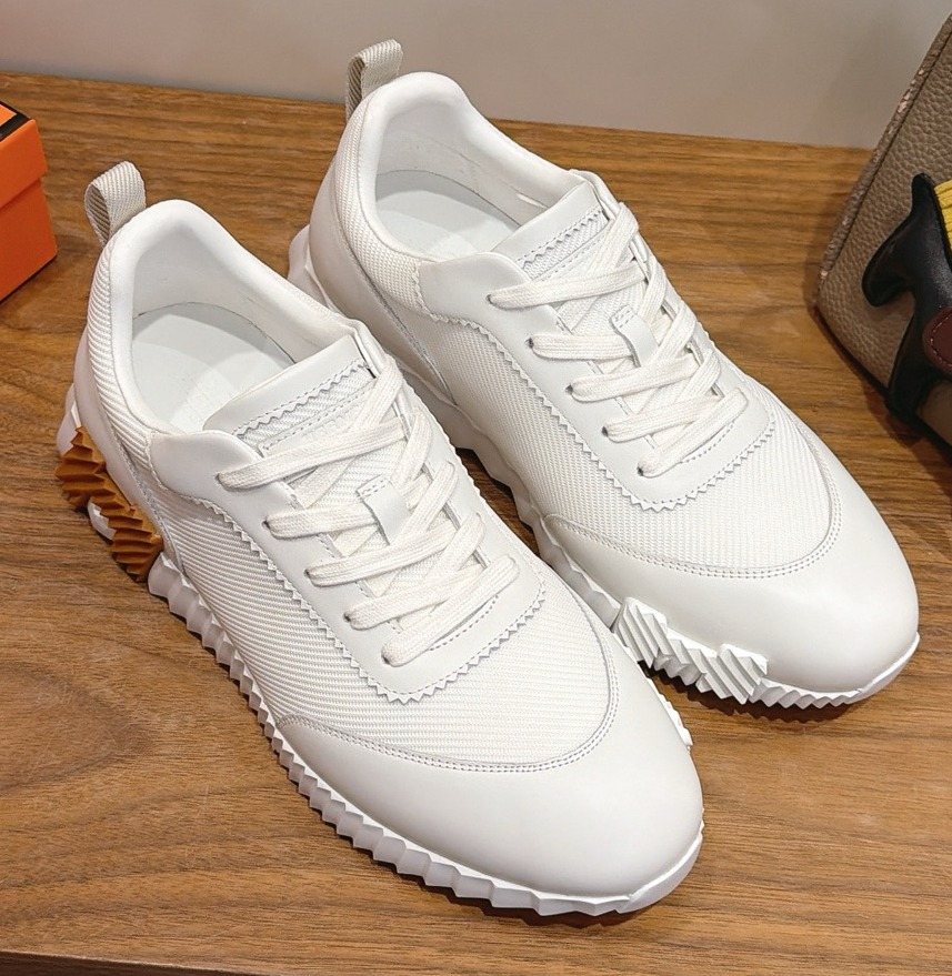 Hermès White Textured Low-Top Sneakers — front