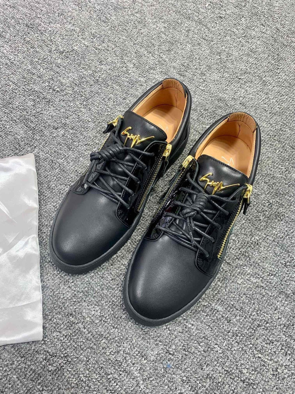 Giuseppe Zanotti Black Gold-Zip Low-Top Sneakers — front