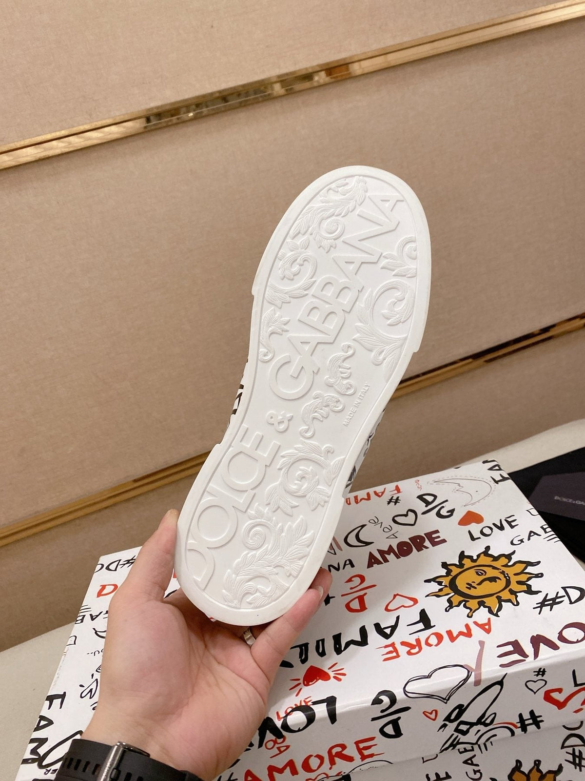 Dolce & Gabbana White Graphic Lace-Up Sneakers — detail