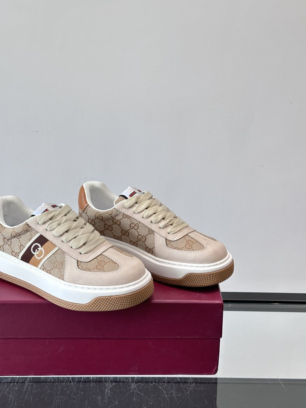 Gucci Beige Patterned Panel Sneakers — detail