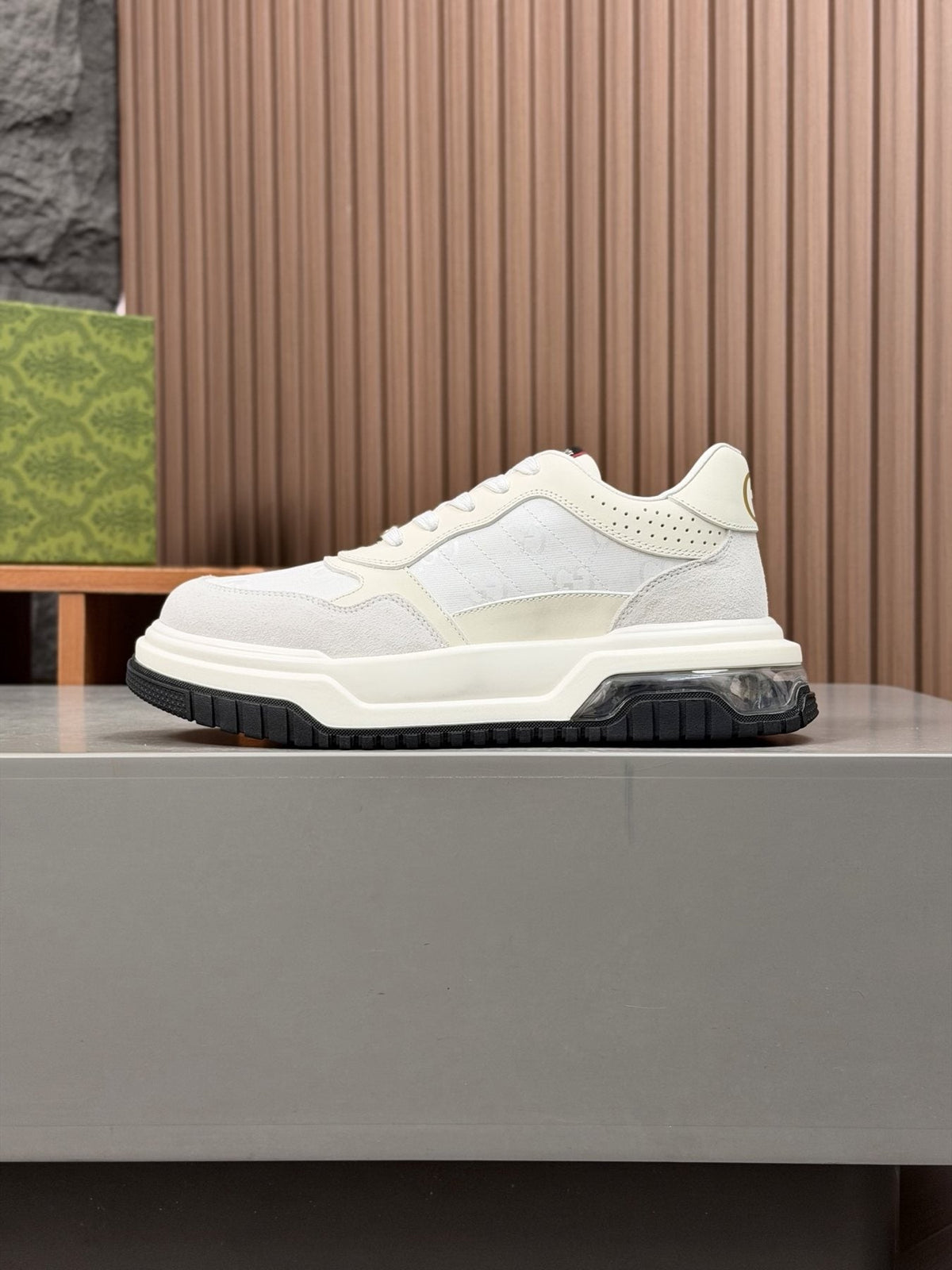 Gucci Paneled Low-Top Sneakers — side
