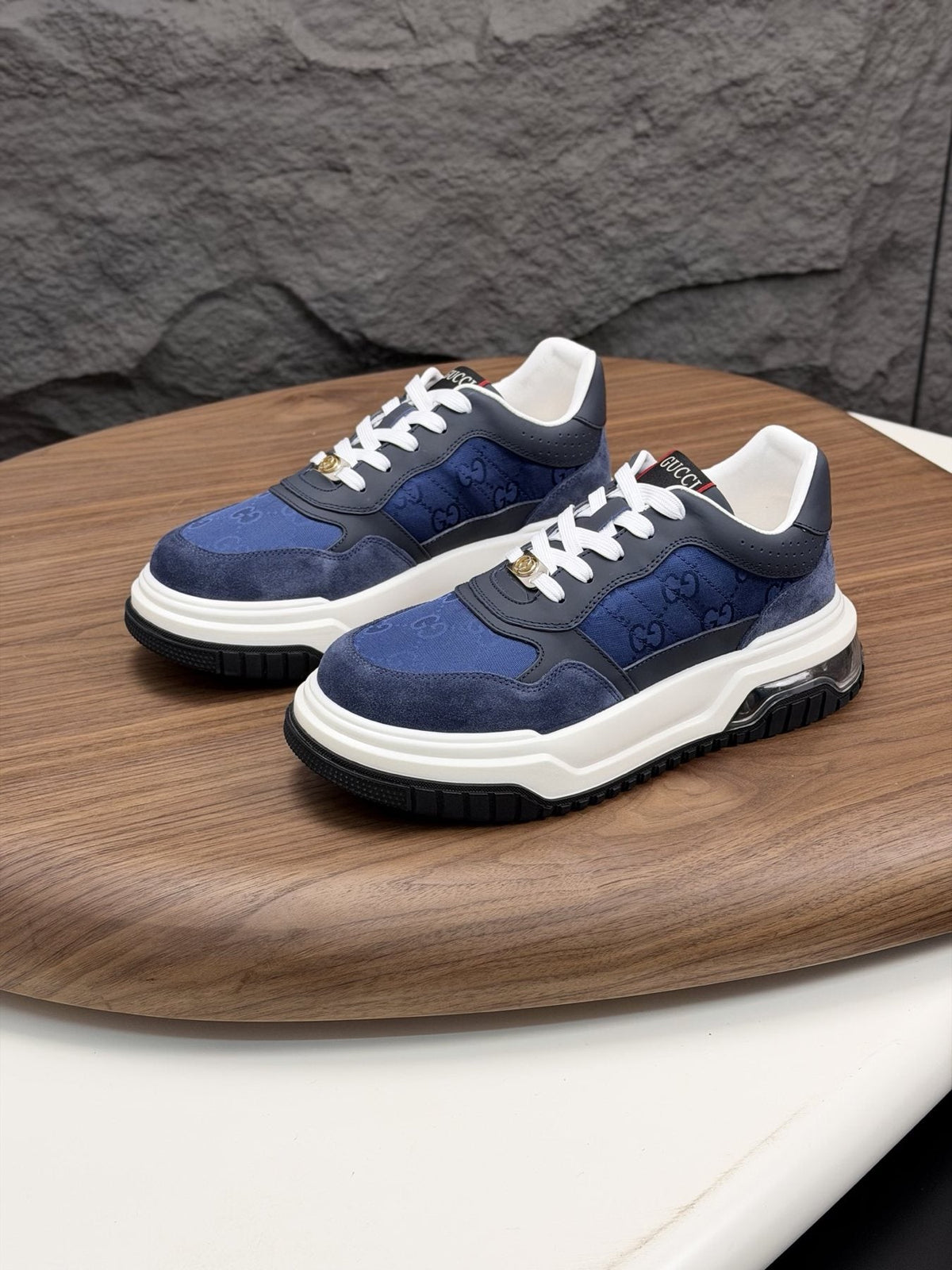 Gucci Paneled Low-Top Sneakers — front
