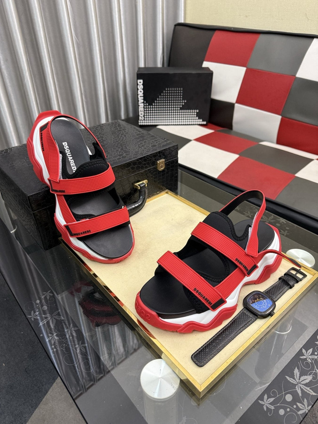 DSQUARED2 Color-Block Sport Sandals — model