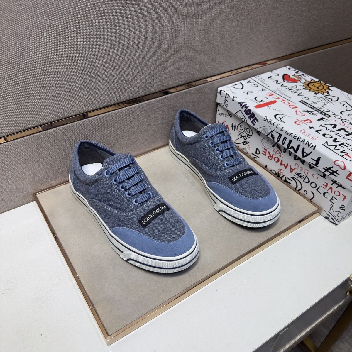Dolce & Gabbana Men's Low-Top Sneakers — front