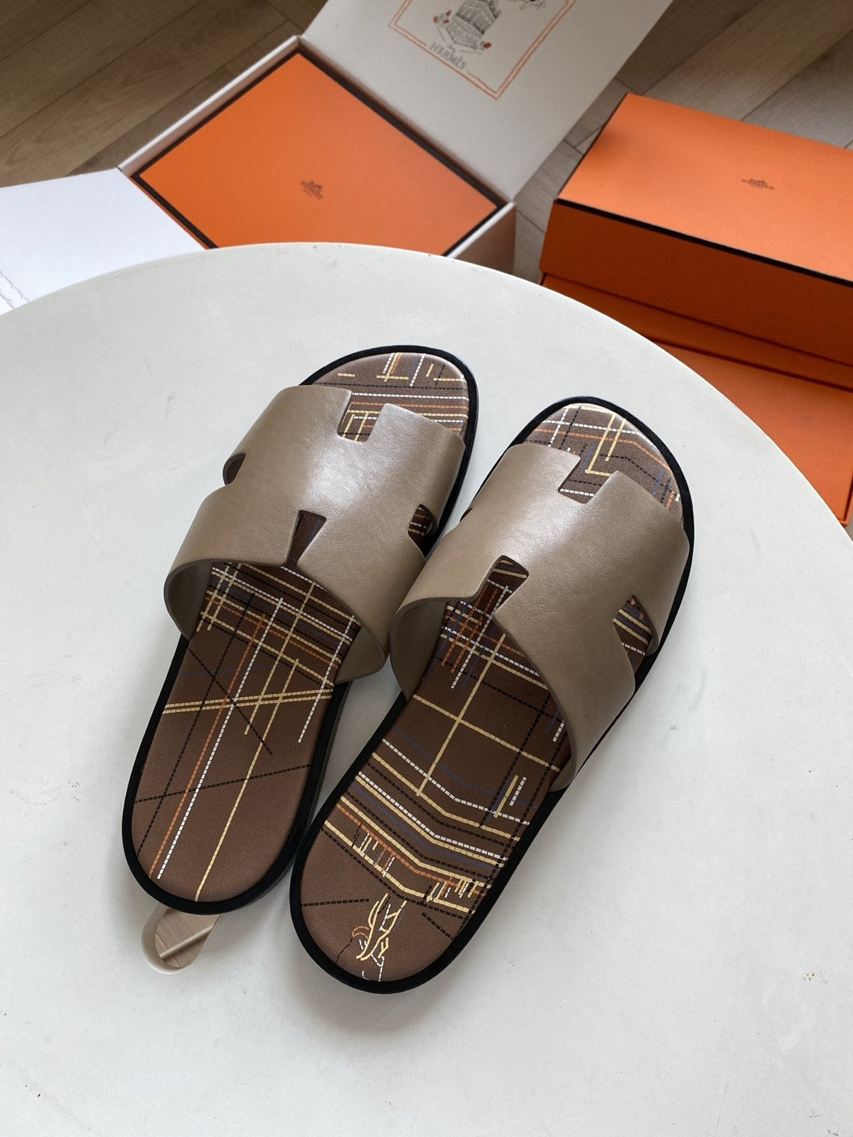 Hermès Men's H-Cut Slide Sandals — front