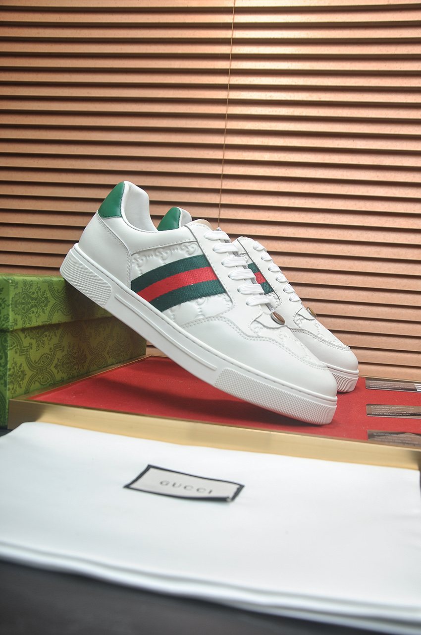 Gucci Green-Red Stripe Low-Top Sneakers — front