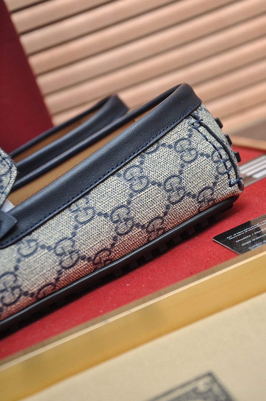 Gucci Monogram Horsebit Loafers — detail