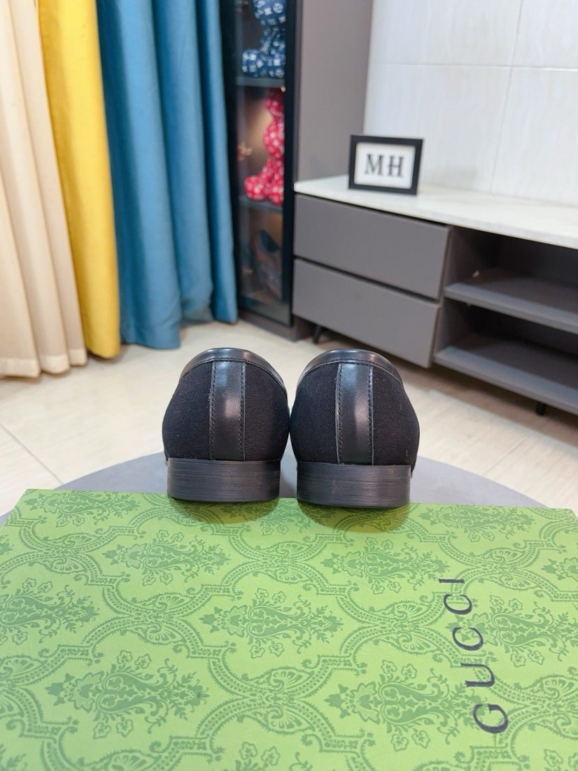 Gucci Horsebit Detail Loafers — back