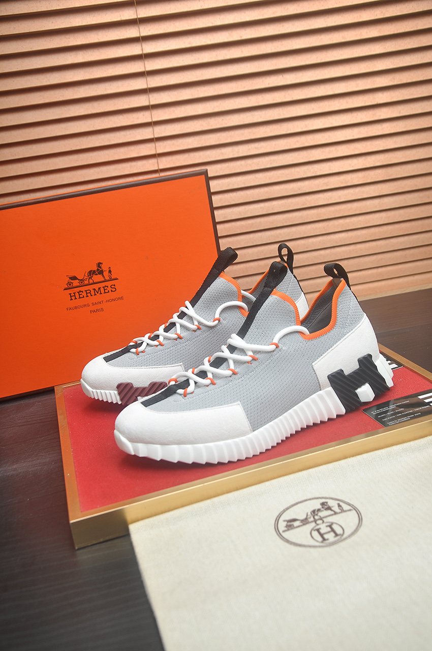 Hermès Light Gray Low-Top Sneakers — hero