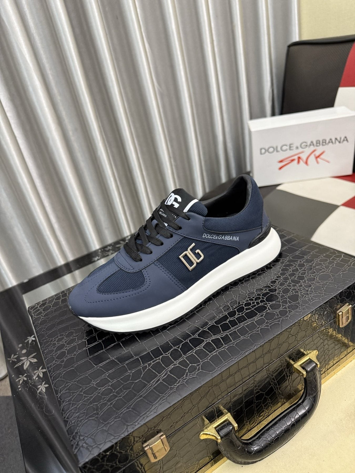 Dolce & Gabbana Metallic DG Logo Low-Top Sneakers — front