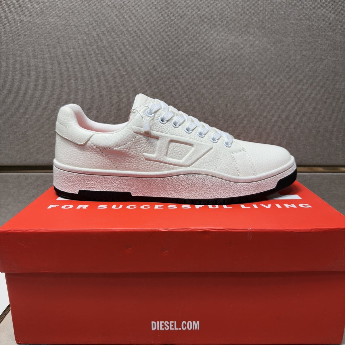 DIESEL Paneled Low-Top Sneakers — front
