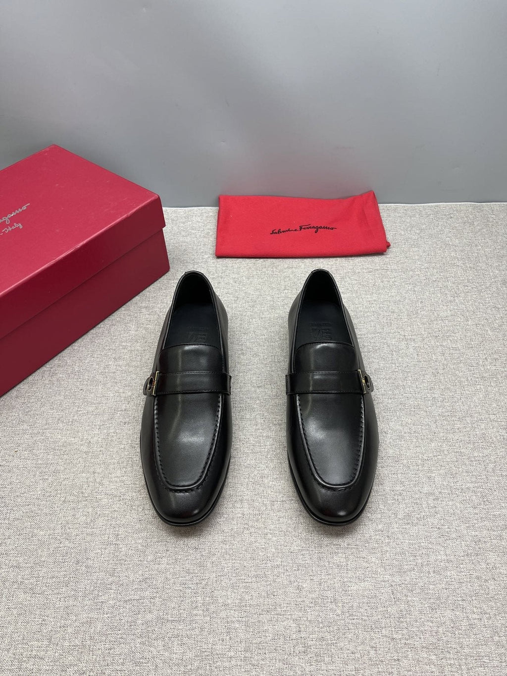 Ferragamo Black Gancini Hardware Loafers — front