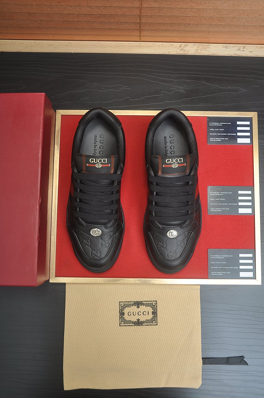 Gucci Striped Low-Top Sneakers — front