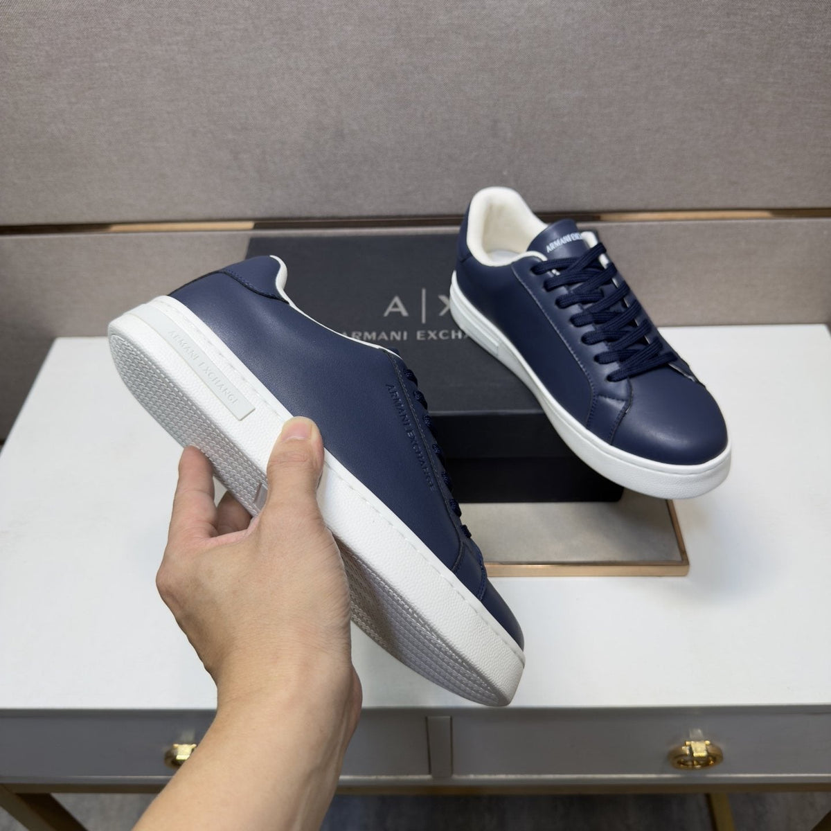 Armani Men’s Low-Top Sneakers — model