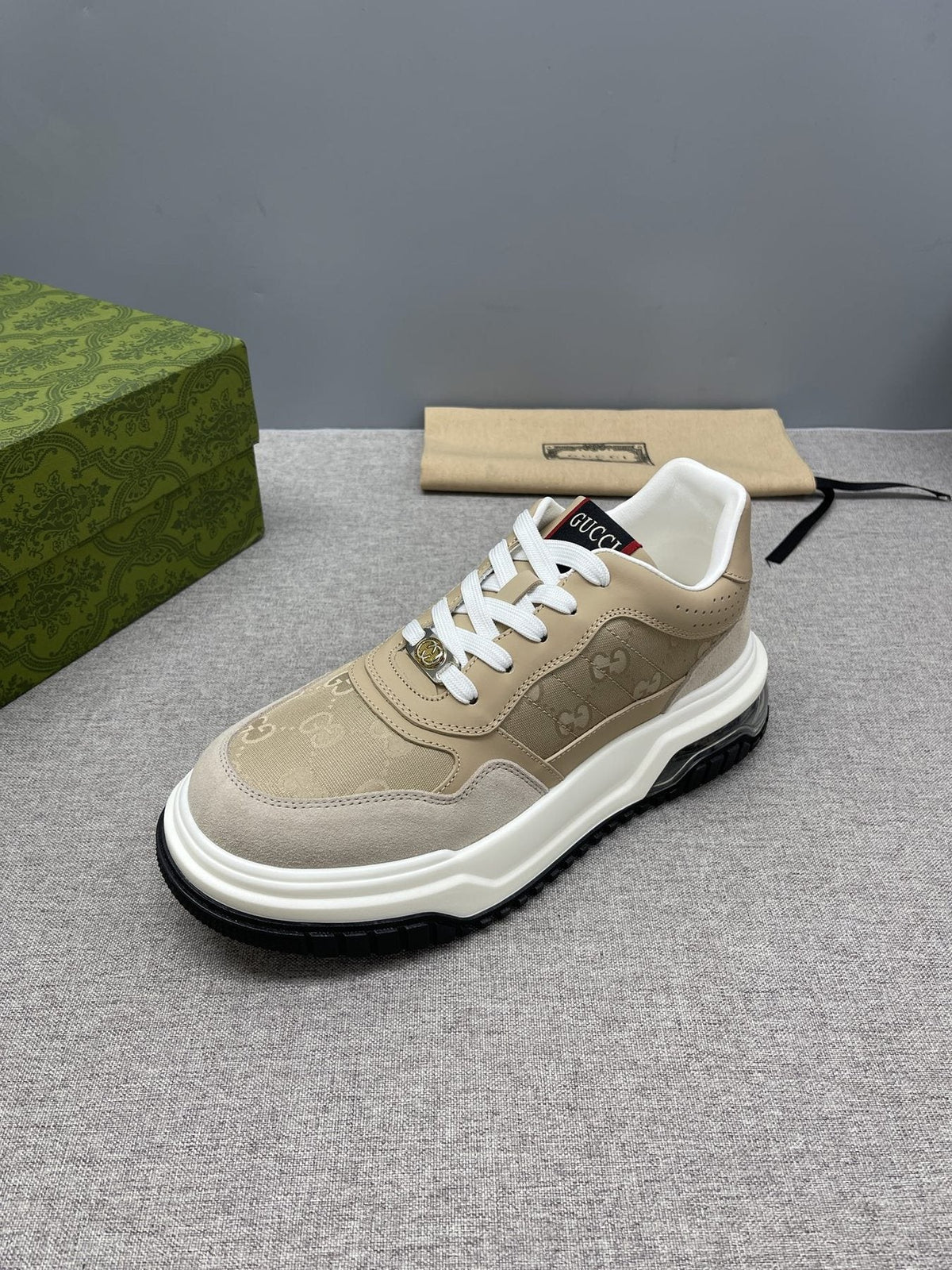 Gucci Men’s Low-Top Lace-Up Sneakers — side