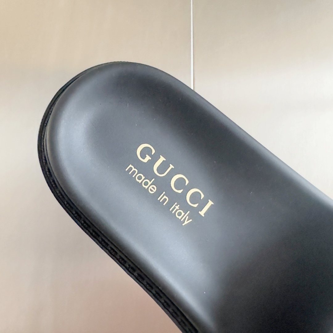 Gucci Beige Monogram Slide Sandals — label