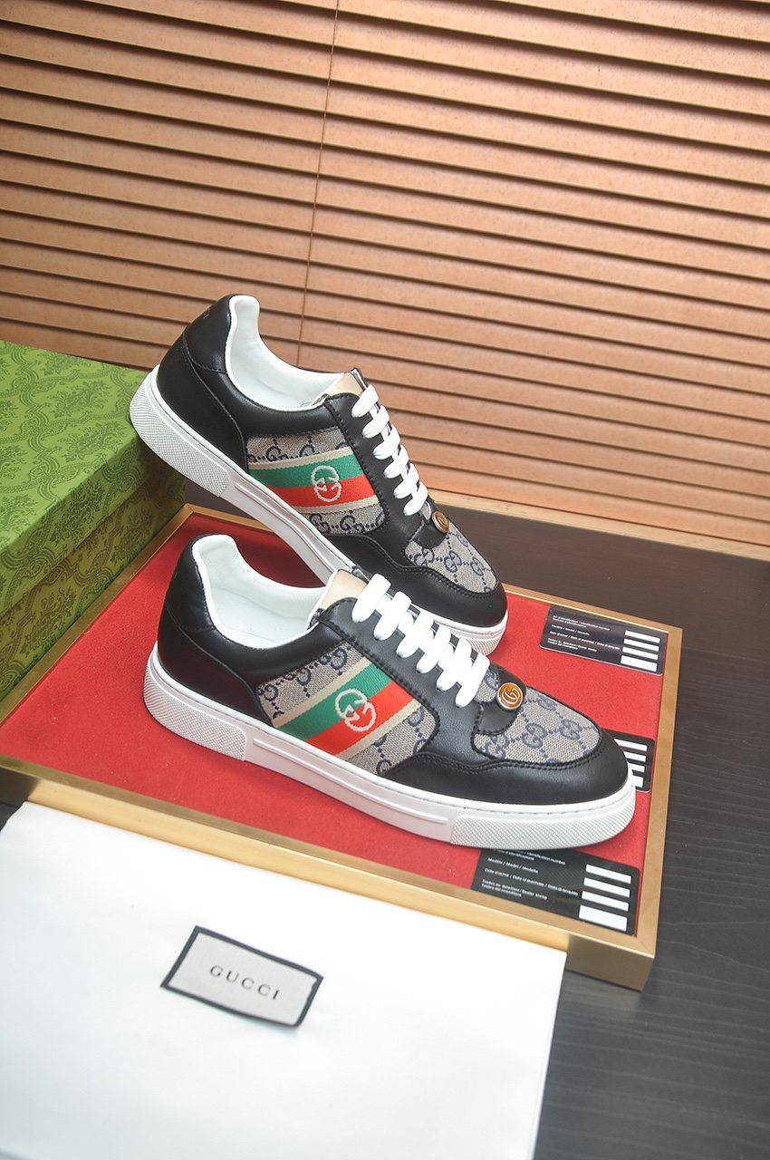 Gucci Red-Green Stripe Low-Top Sneakers — side