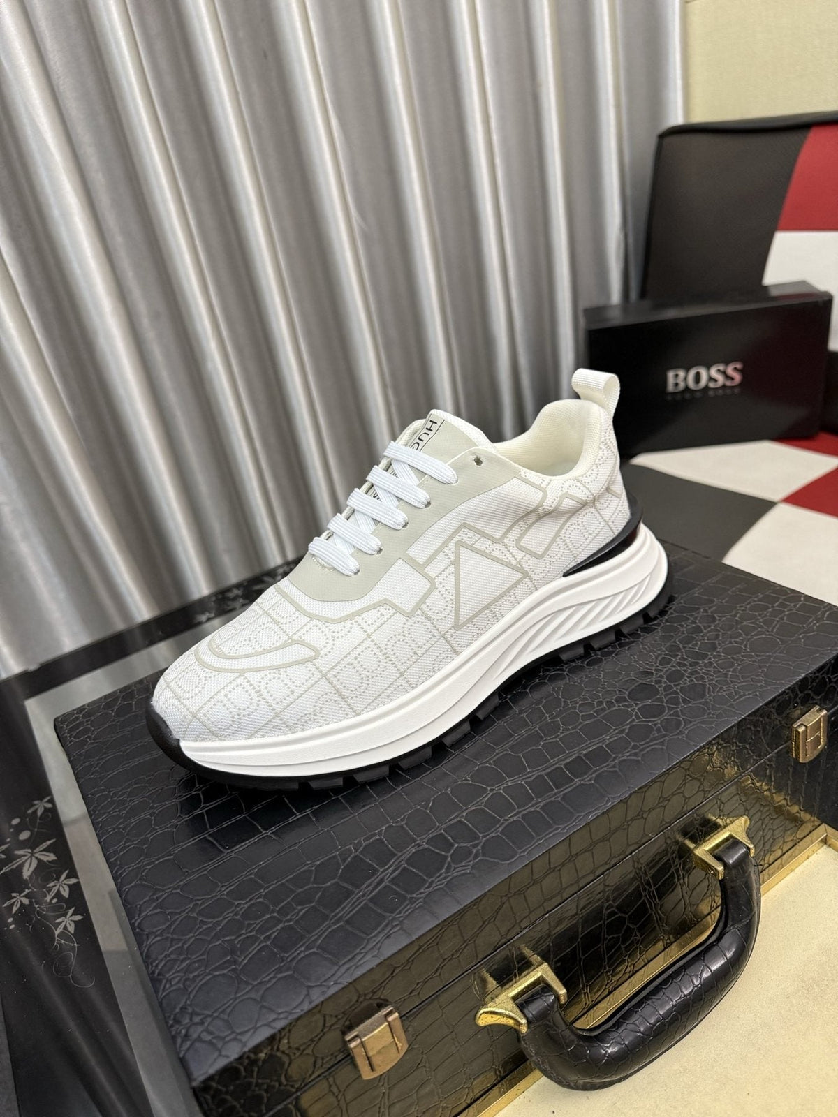 BOSS Patterned Low-Top Sneakers — front