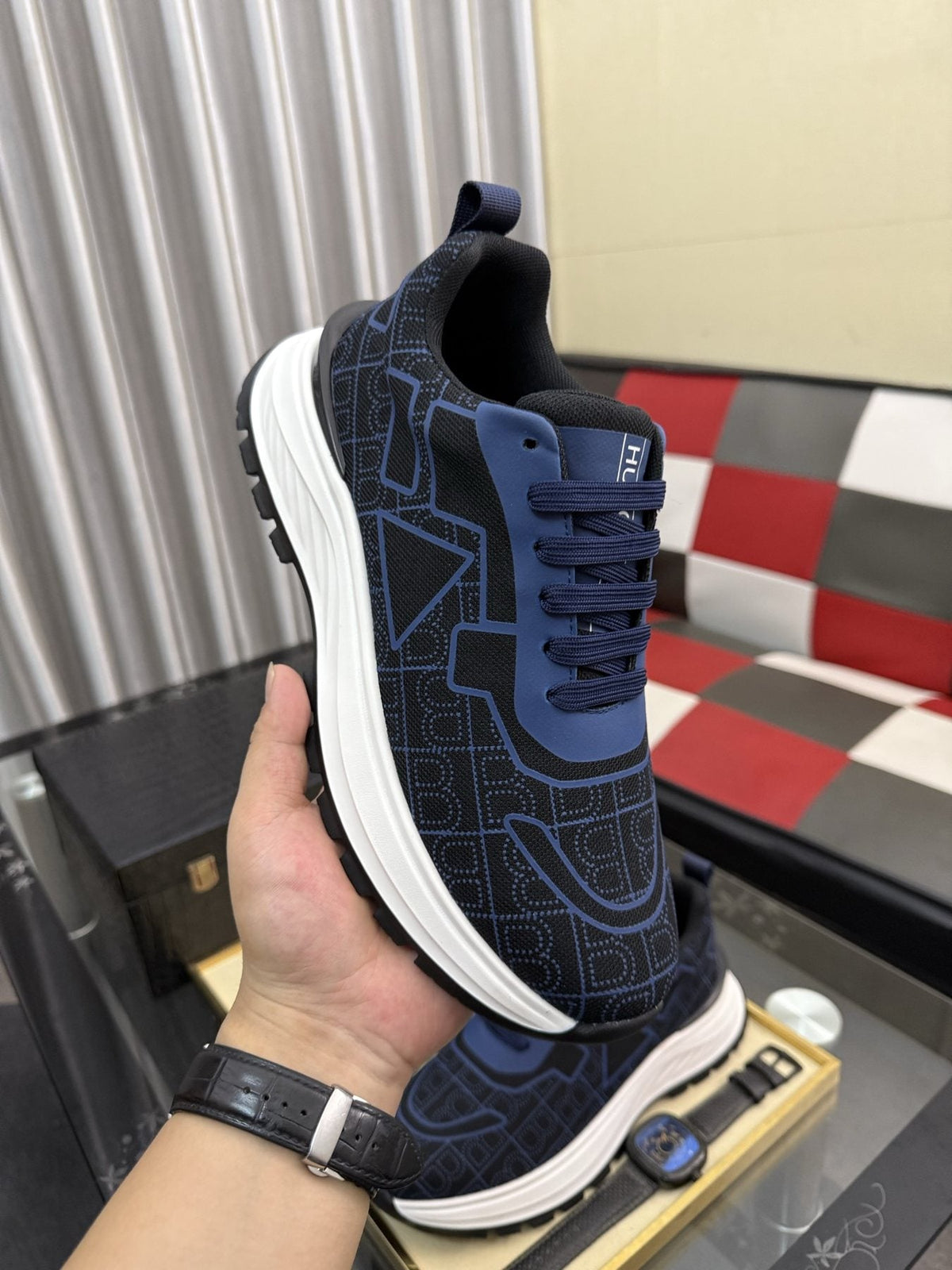 BOSS Patterned Low-Top Sneakers — model