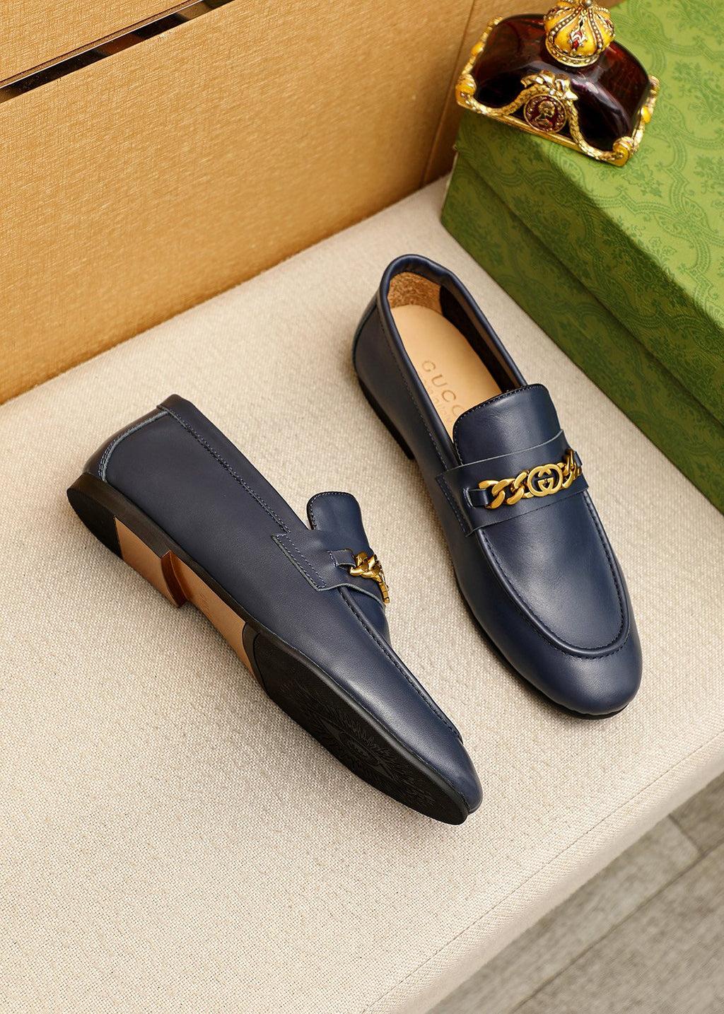 Gucci Leather Chain Loafers — side