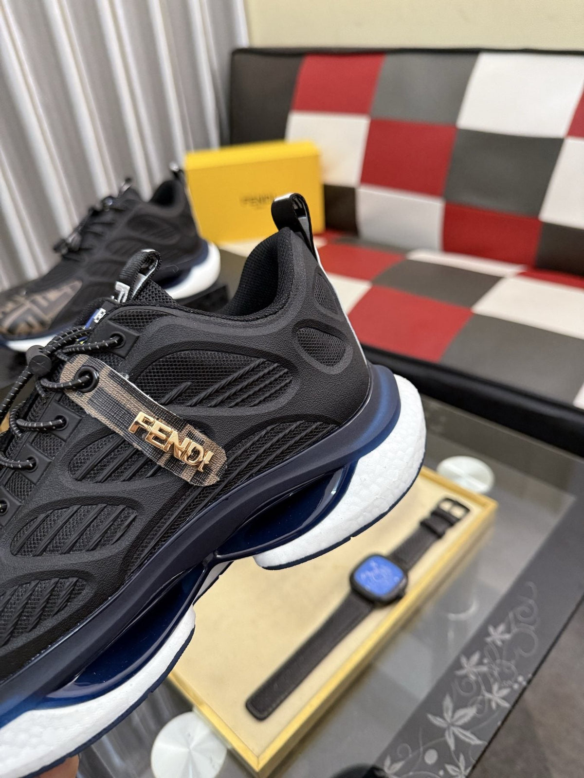 Fendi Patterned Toe Low-Top Sneakers — detail