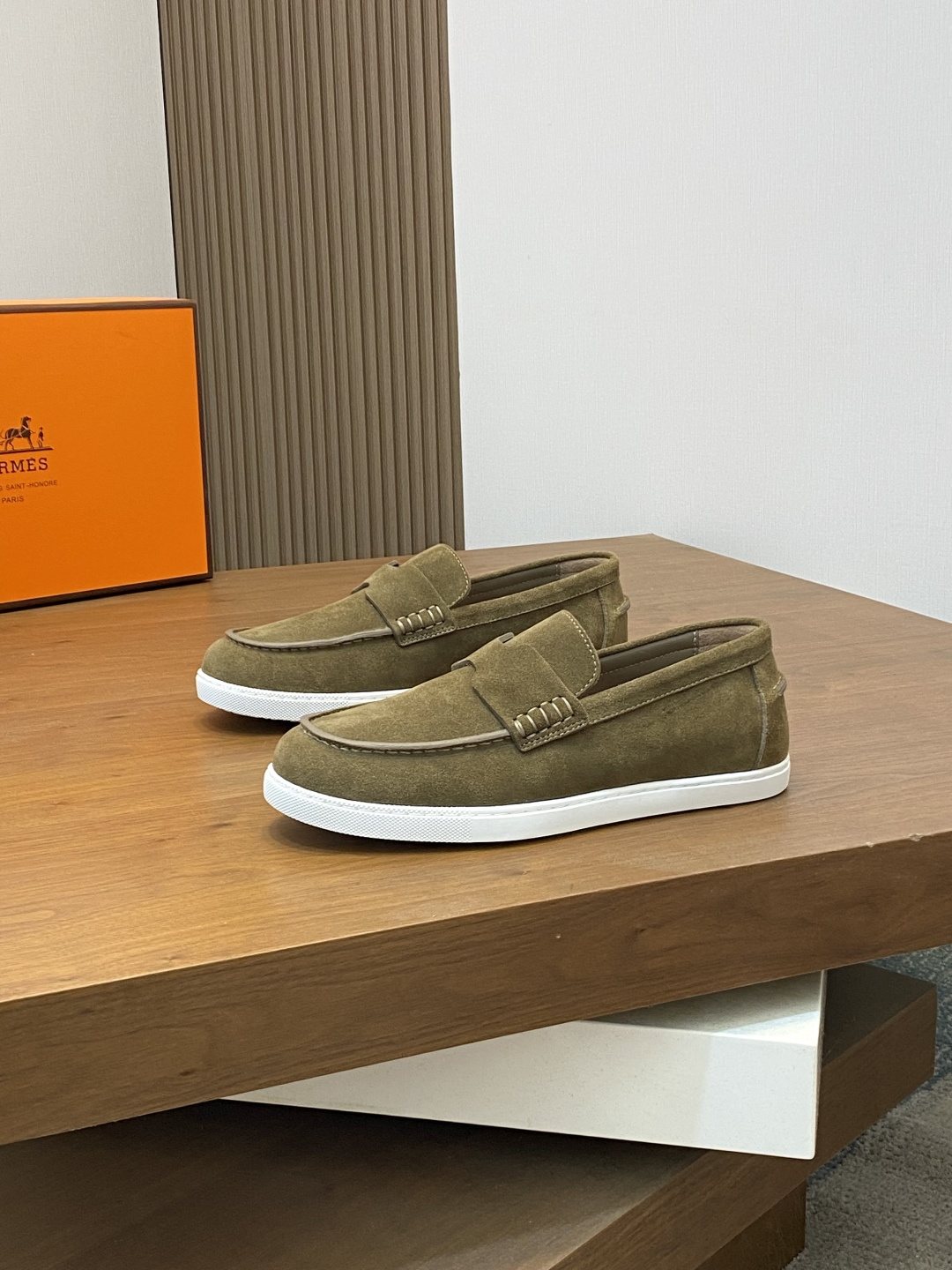 Hermès Contrast Sole Loafers — front