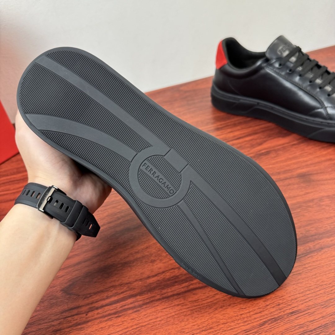 Ferragamo Gancini Low-Top Sneakers — detail