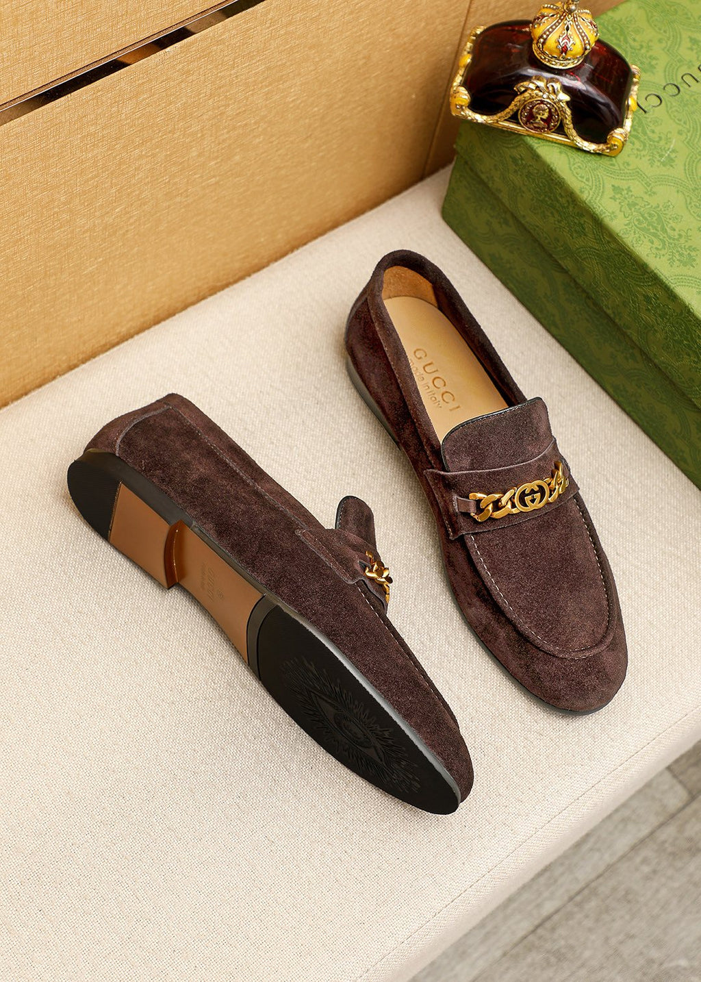GUCCI Chain Detail Loafers — front