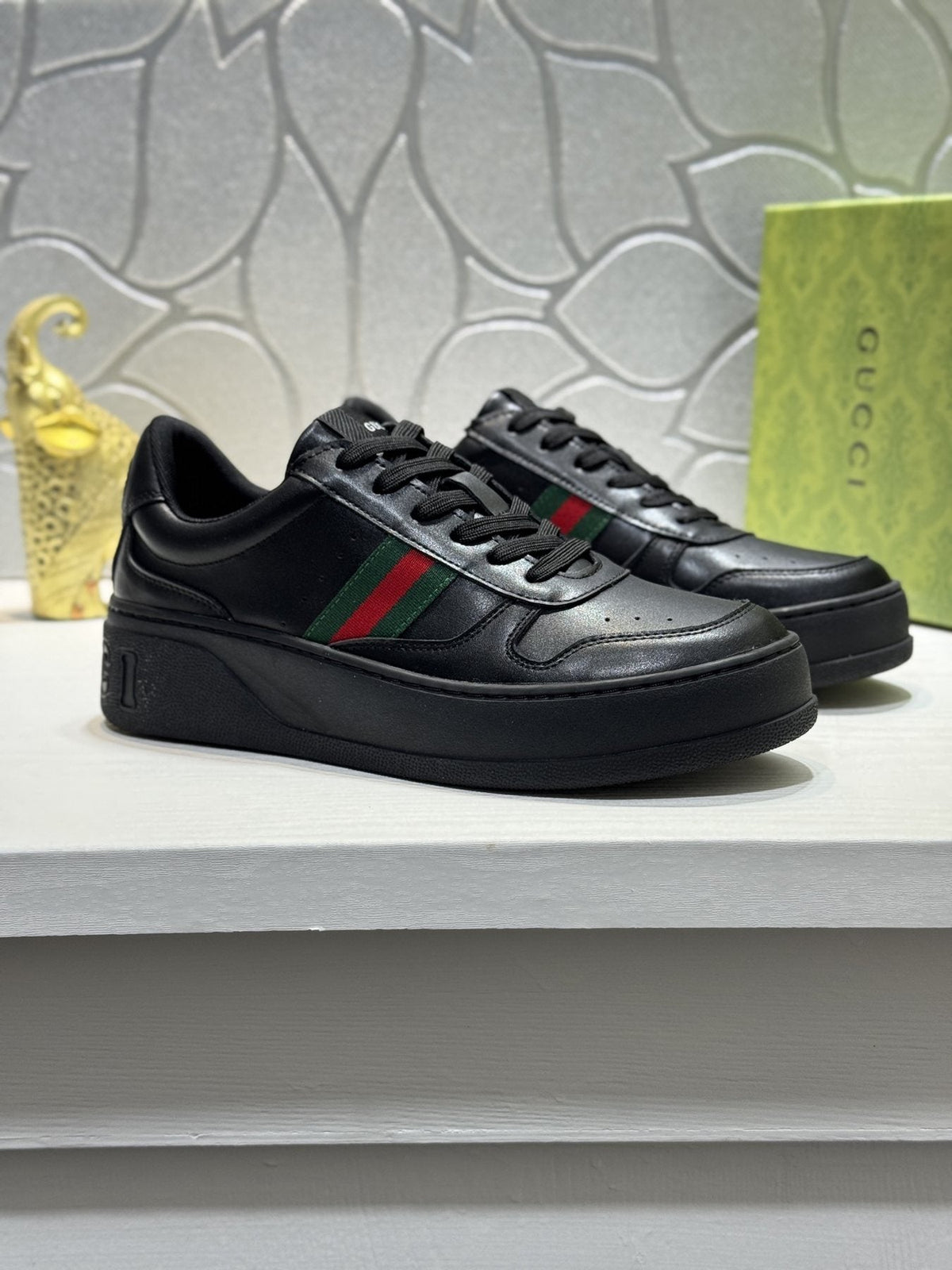 Gucci White Green-Red Stripe Sneakers — front