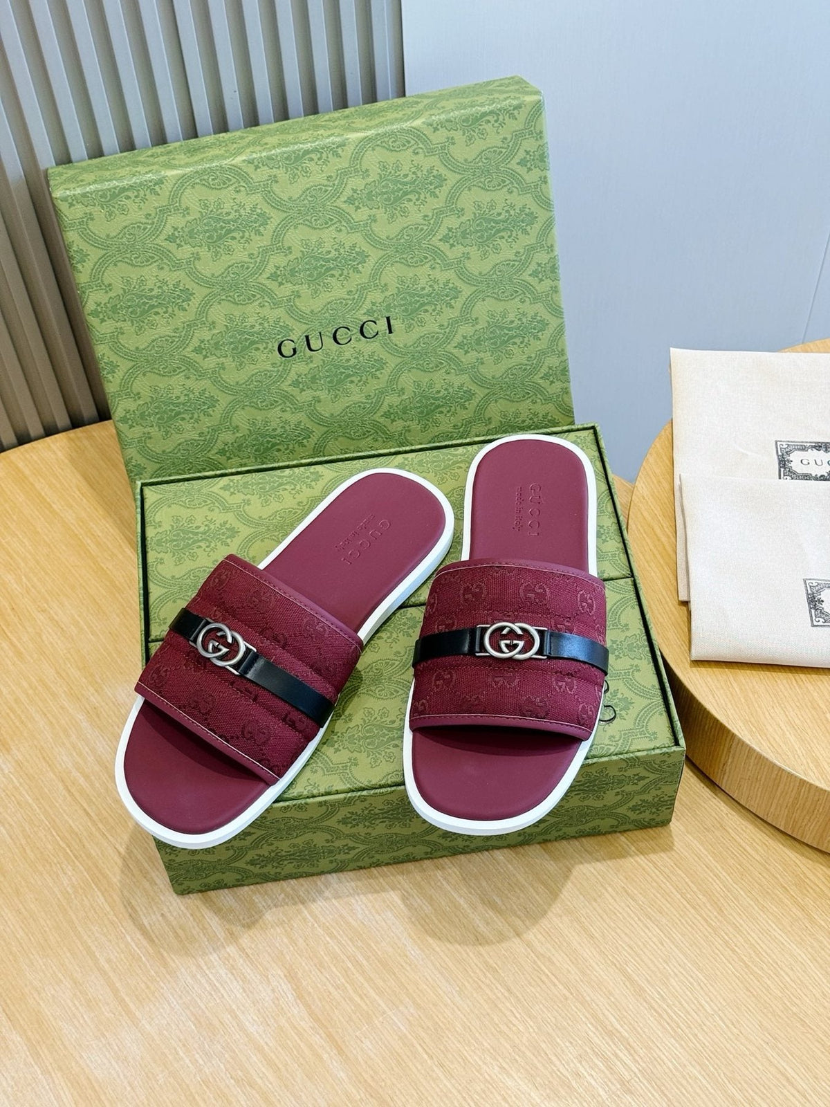 Gucci Interlocking G Stripe Slide Sandals — front