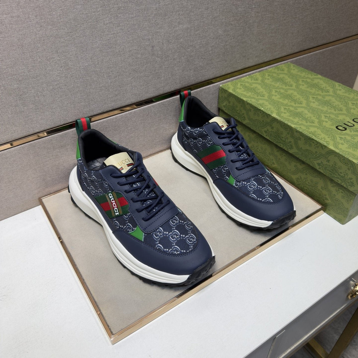 Gucci Green-Red Stripe Men’s Sneakers — front