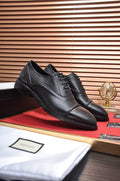 Gucci Closed-Lace Dress Shoes — front